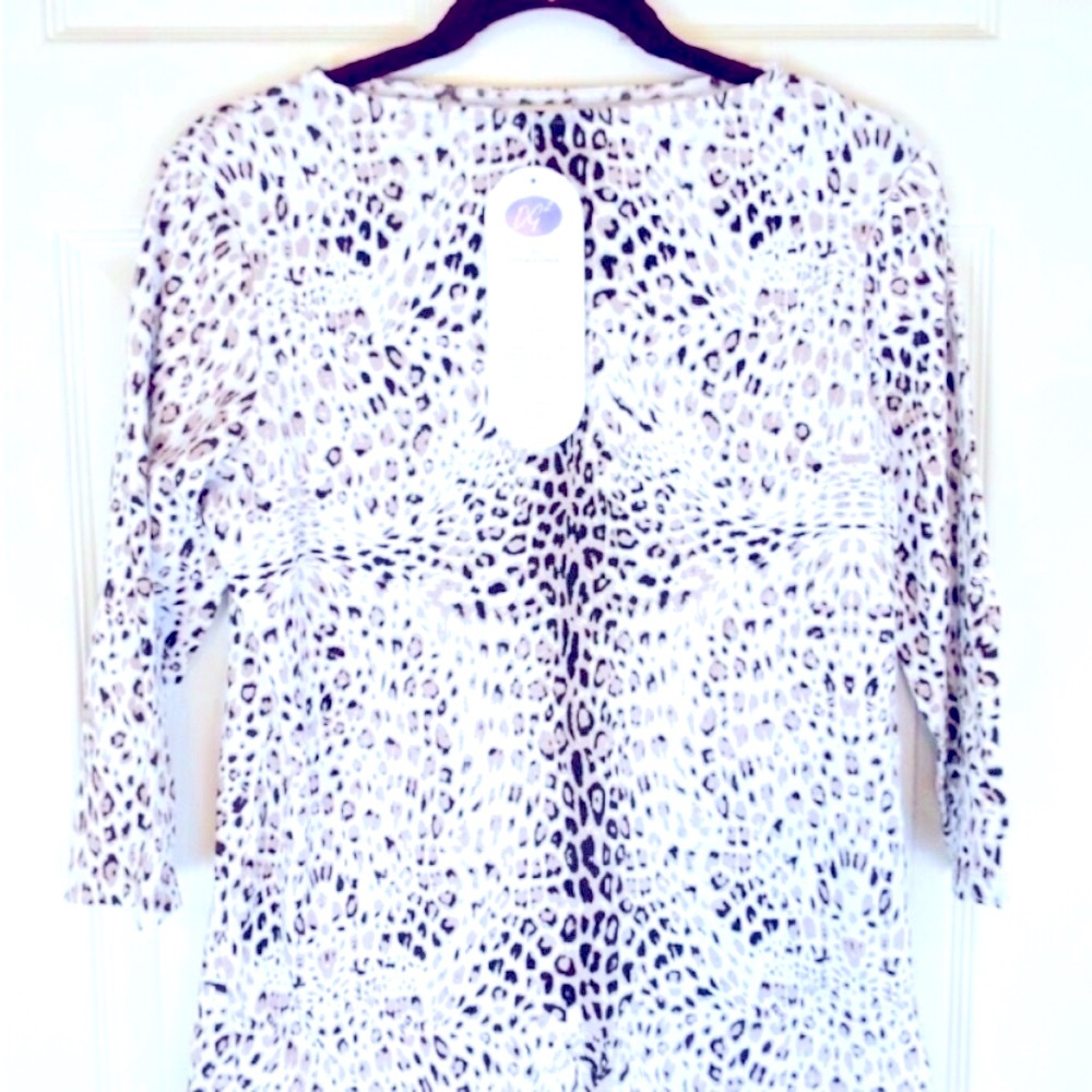 White ❤️ Black ❤️ Grey ❤️ Animal Print ❤️ Top ❤️ Long Sleeves ❤️ ❤️ ❤️